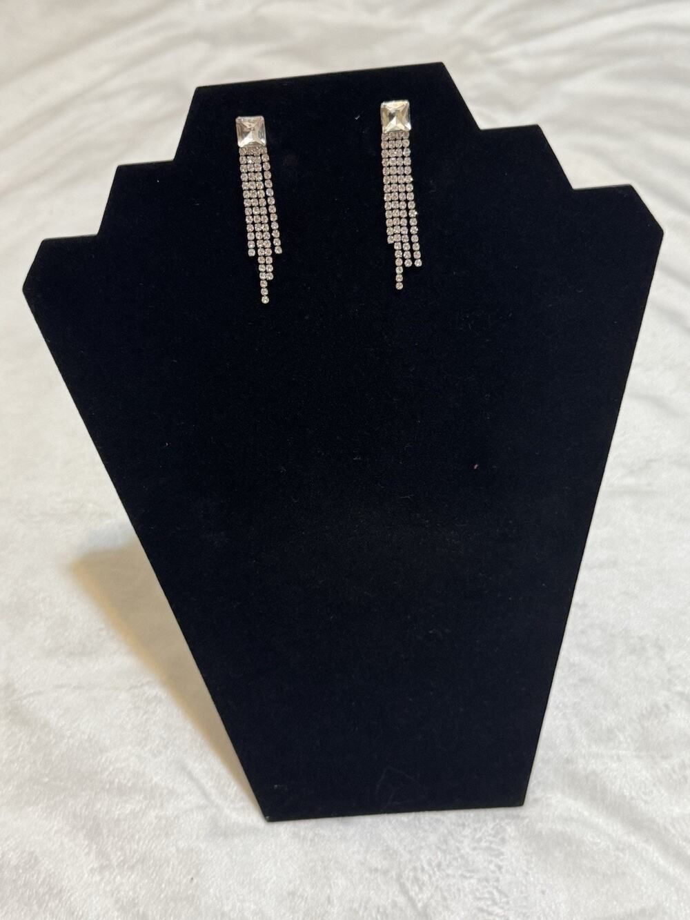 Elegant Silver Tone Rhinestone Tassel Drop Earrings Crystal Fringe Dangle Post